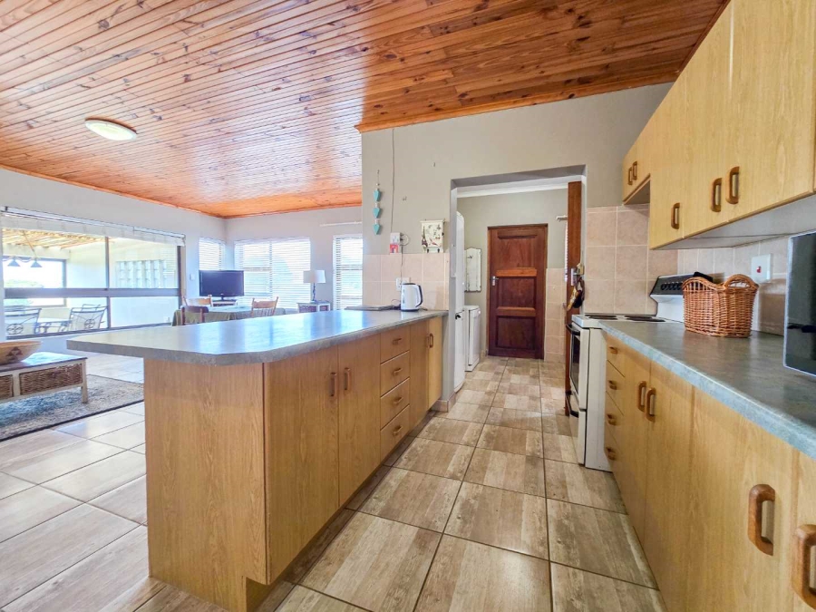 3 Bedroom Property for Sale in Stilbaai Wes Western Cape